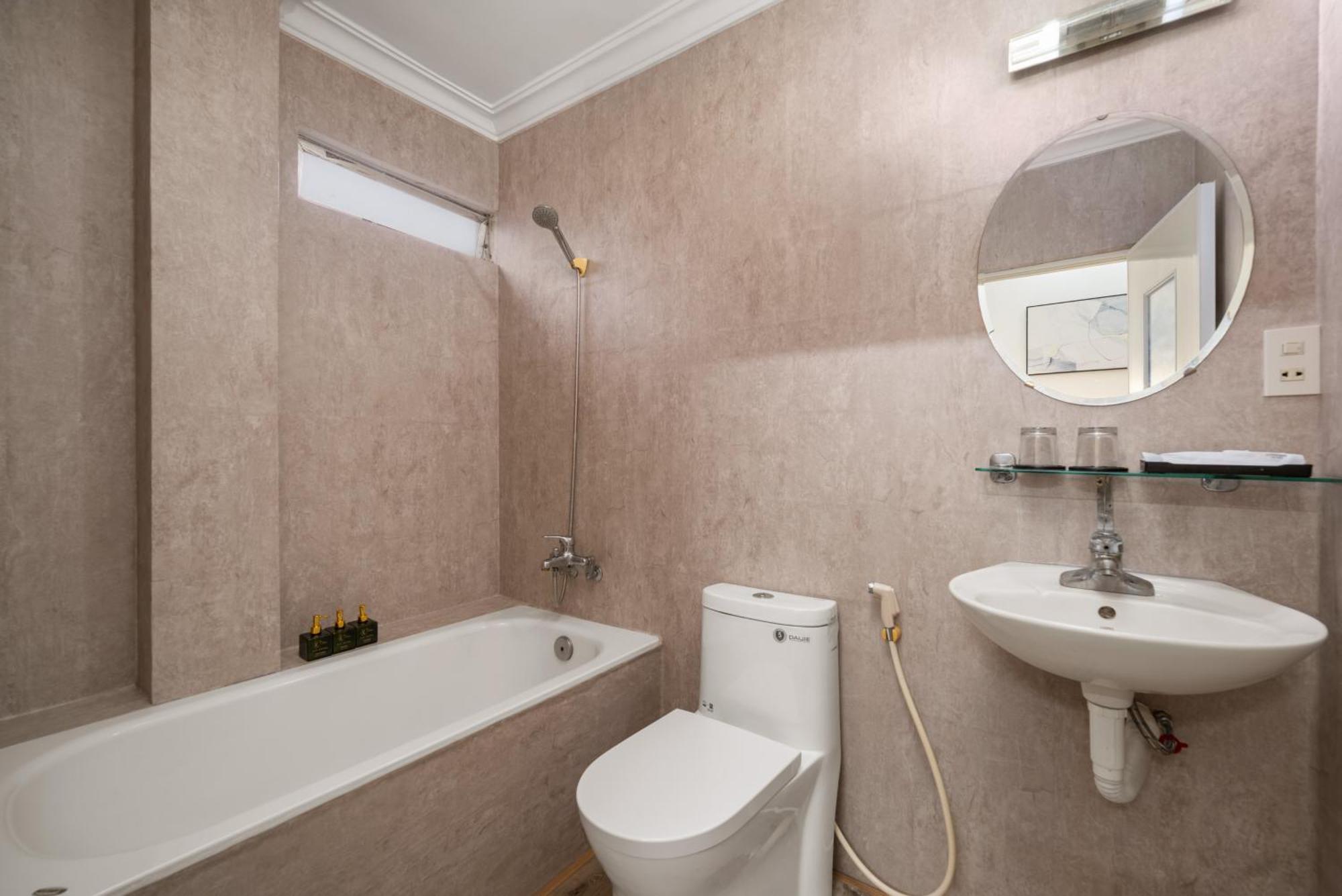 Kly Apartment Hotel Hue Zewnętrze zdjęcie